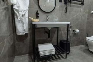 Гостиница Медвежий угол Сургут Улучшенный люкс-15