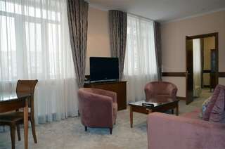 Гостиница Медвежий угол Сургут Улучшенный люкс-4