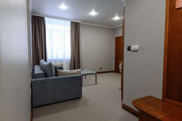 Гостиница Медвежий угол Сургут-71