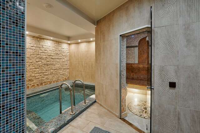 Гостиница Медвежий угол Сургут-124