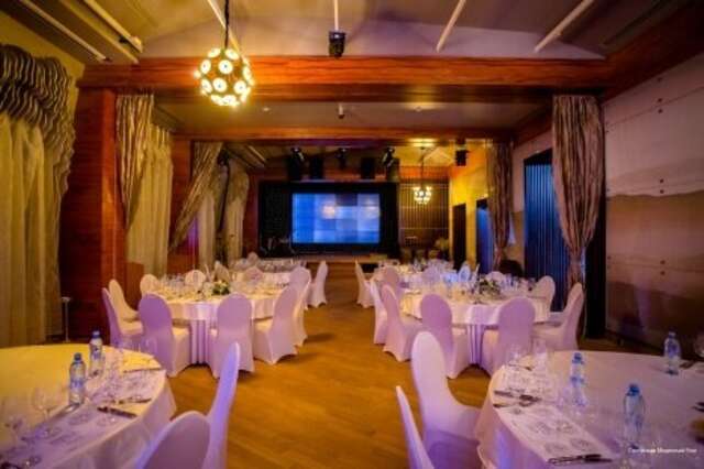 Гостиница Медвежий угол Сургут-176