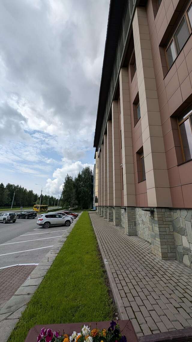 Гостиница Медвежий угол Сургут-196